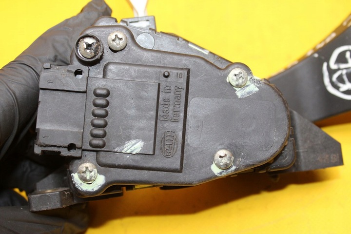 фото №5, Потенціометр педаль газу vw bora 1.4 b