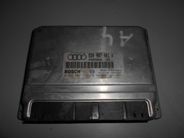 COMPUTER AUDI A4 2.5 TDI 8D0907401A