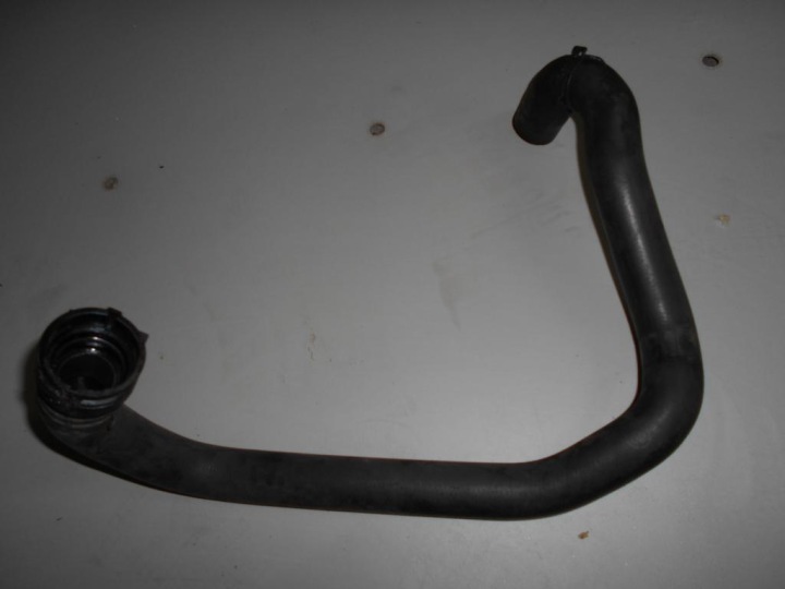 pipe hose of water VW PASSAT B6 3C0122051
