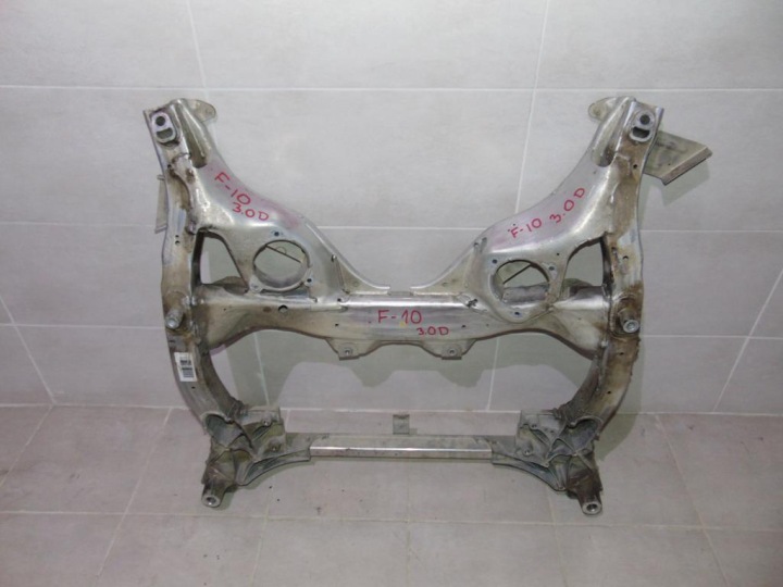 ASSALE ANTERIORE CULLA PONTE ASSALE ASSALE BMW 5 F10 F11 3.0D
