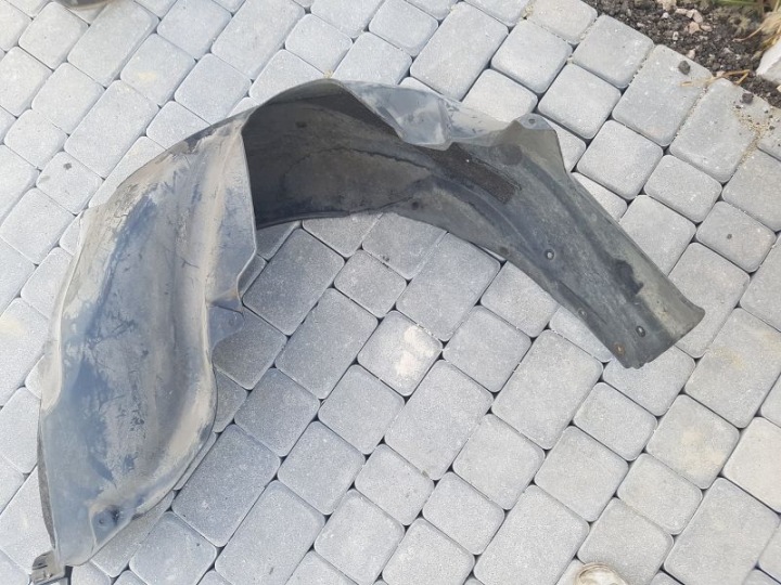 PARASALE posteriore BMW 5 E60 E61 berlina 17370110