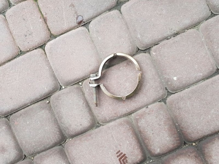 Opaska spinka tube weza Opel Astra J IV
