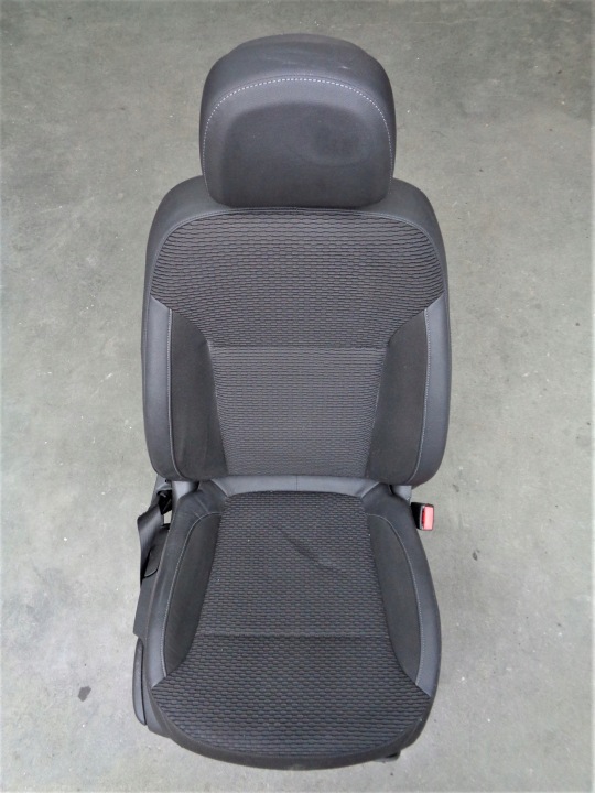 FOTEL POLSKORA jobb OPEL INSIGNIA LIFT HB