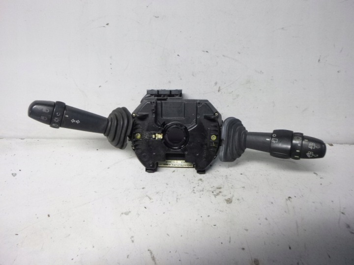 DEVIO LUCI DEVIO ZESPOLONE FIAT STILO 2001R.