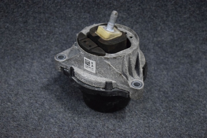 Supporti motore usato sinistra BMW 2 F22 F23 6859407 1.8i