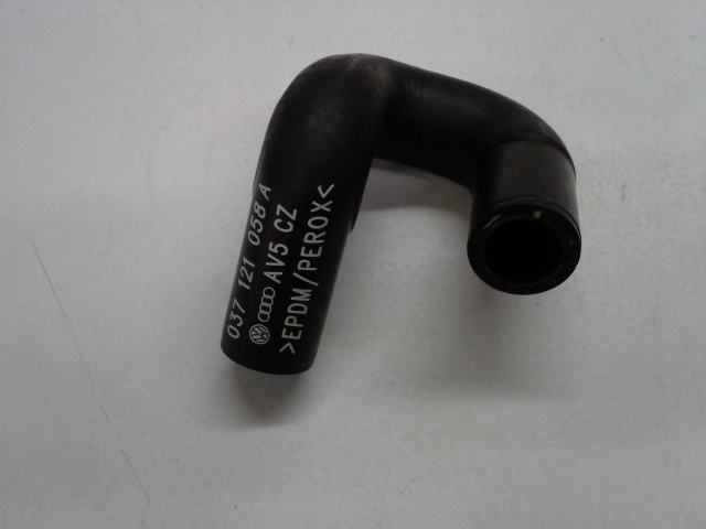 фото №1, Труба wody audi a3 8p 2.0 tdi 2003-2008 rok