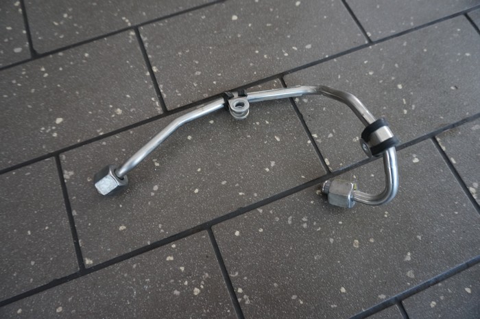 Купити Шланг пального mercedes slk w172 5.5 amg m152 152