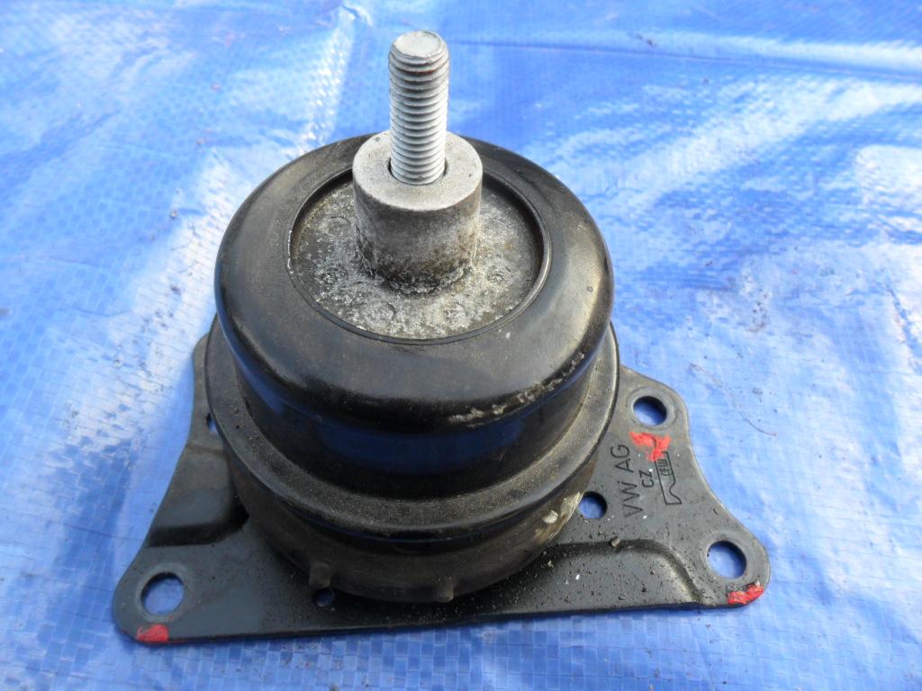 фото №1, Seat ibiza 2008-2011 r подушка двигуна