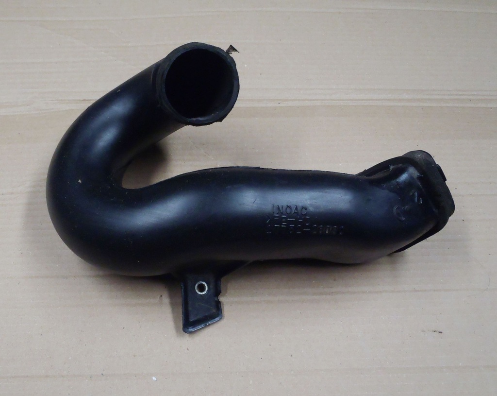 фото №1, Corolla e15 auris 06-13 d4d труба фільтр повітря