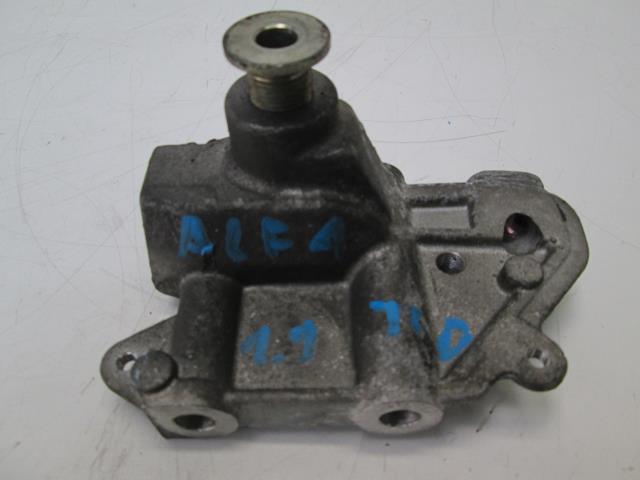 фото №1, Кронштейн двигателя alfa romeo gt 1.9 jtd