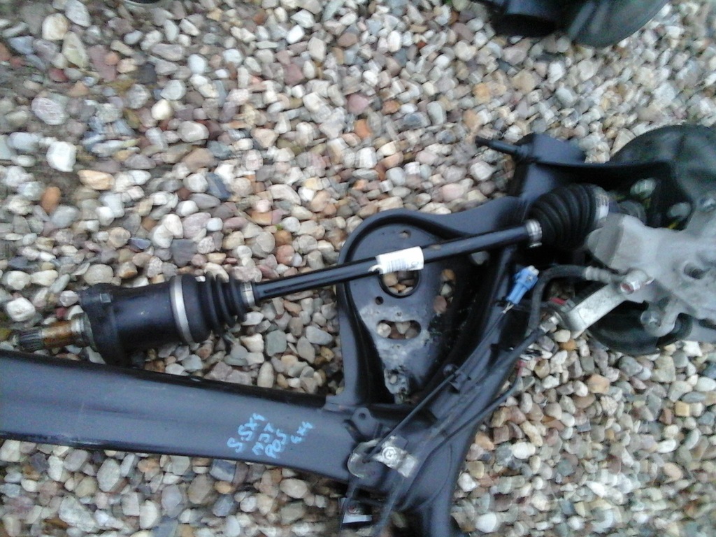 фото №1, Suzuki sx4 s-cross приводной вал задняя новый model