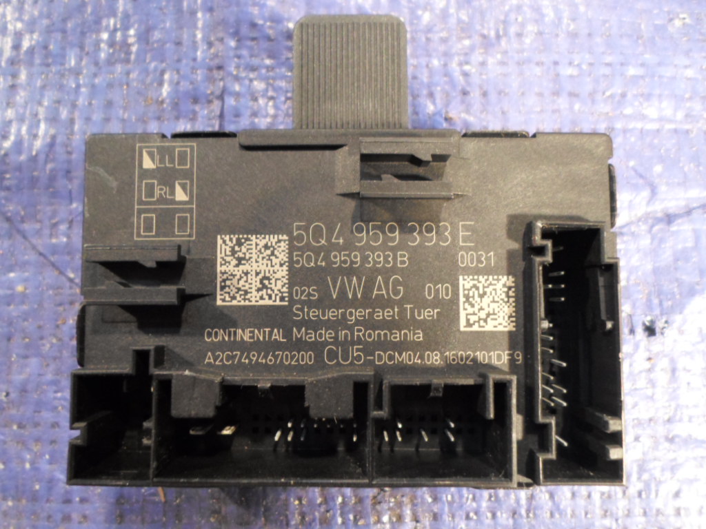 фото №1, Skoda octavia iii модуль двері 5q4959393e