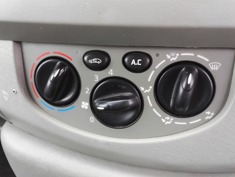 фото №6, Переключатель центрального замка trafic vivaro 07-14