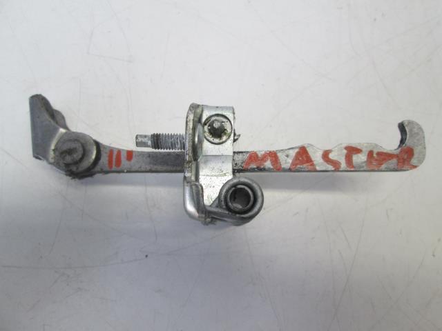 фото №1, Ограничитель дверь правый перед renault master iii