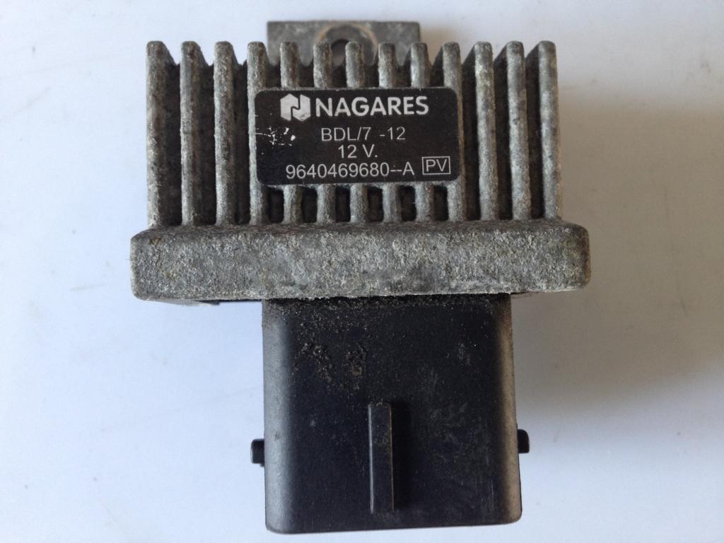 фото №1, Блок управления свеча накаливания nissan primastar 2.0 dci