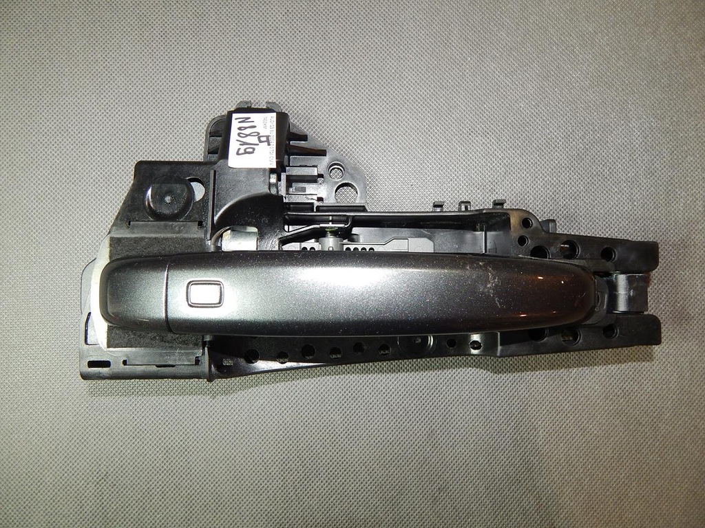 фото №1, Audi q3 8u ручка лівий задня lz7s