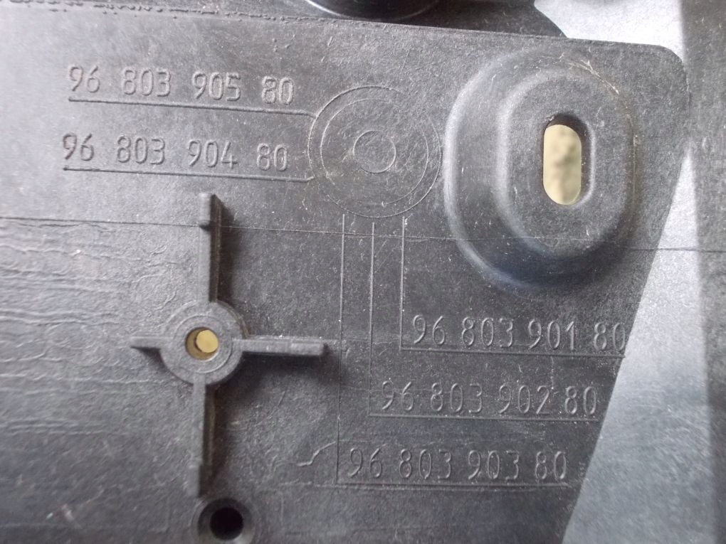 фото №5, Peugeot 308 pas передній підсилювач