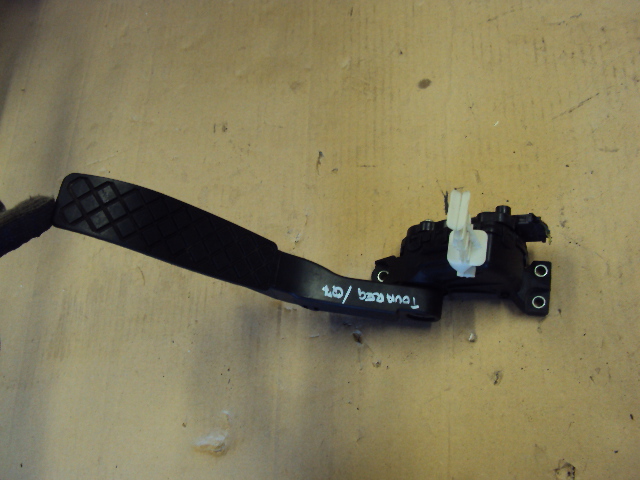 фото №1, Педаль газу vw touareg audi q7