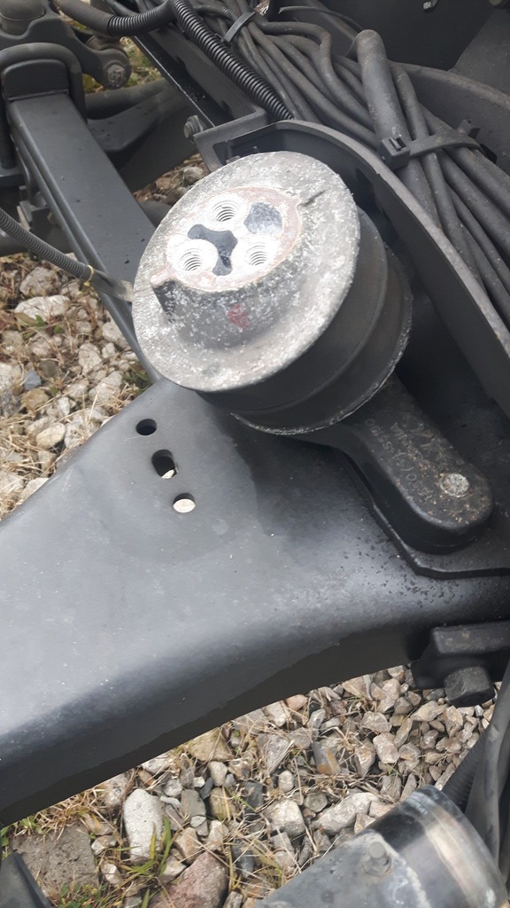 фото №1, Подушка двигателя scania r