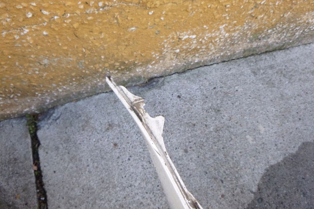 фото №13, Toyota corolla e16 sedan 13- бампер задний