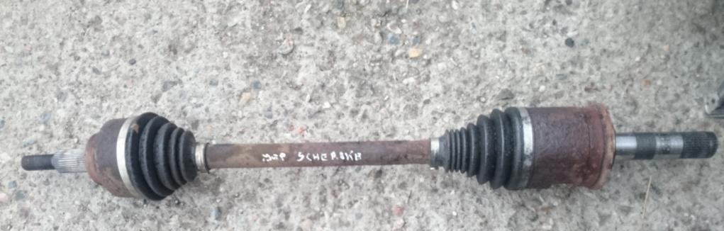 фото №1, Приводной вал левая grand cherokee iv 3.0 crd p04726091ab