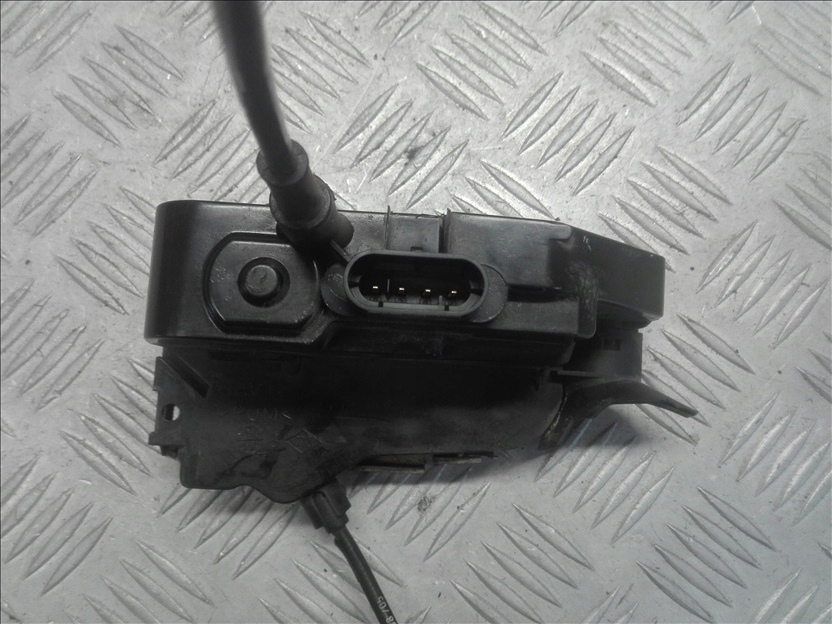 фото №5, Scenic ii замок левый перед 4 pin