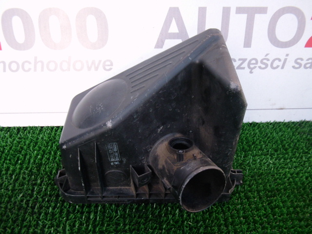 фото №1, Avensis verso 2.0 d4d корпус фильтра воздуха