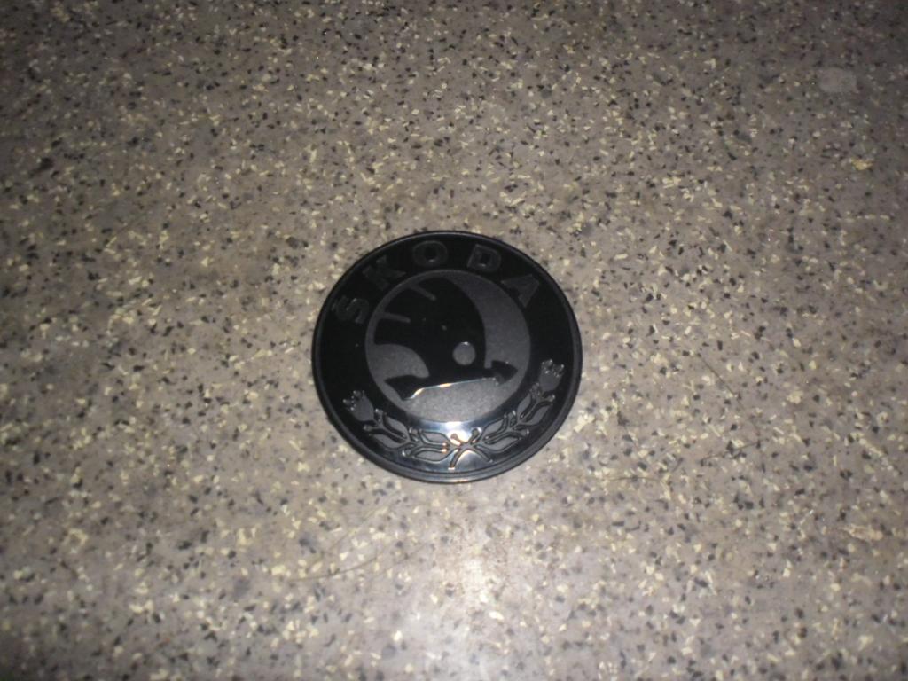 фото №1, Fabia ii roomster octavia значок эмблема двигателя