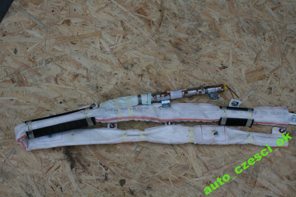 фото №1, Шторка безопасности кровельная правая kia rio iv 3d 2012 новый mode