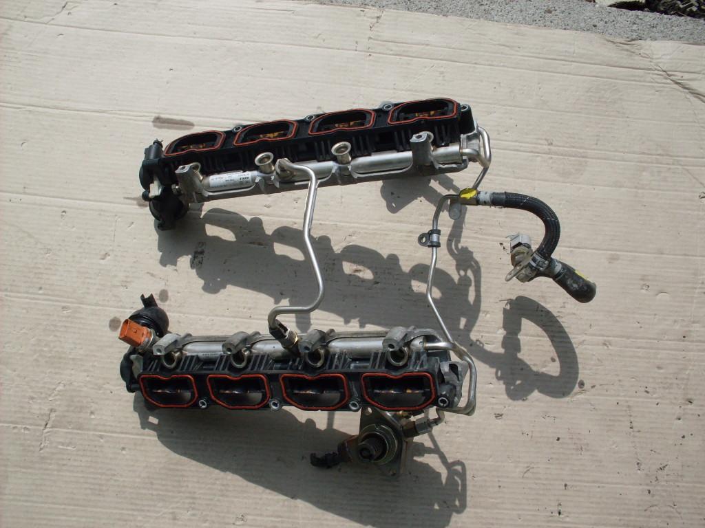 Купити Audi колектор впускний  079133110bb