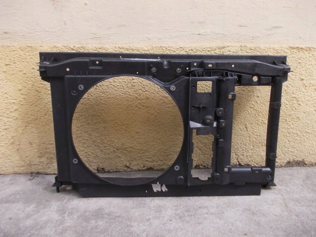 фото №7, Peugeot 308 pas передній підсилювач