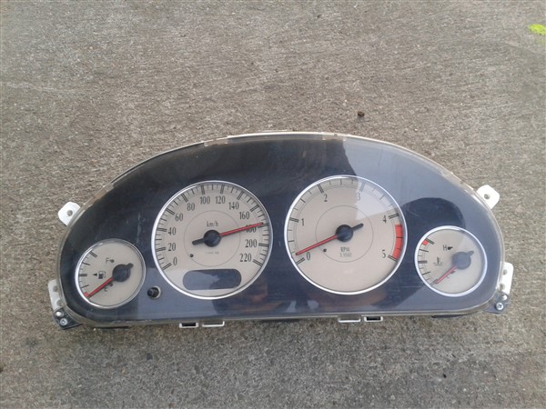 фото №1, Счетчик приборы chrysler voyager iv 2.5 crd дизель