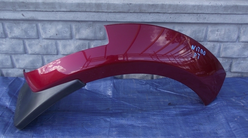 фото №1, Dodge nitro молдинг накладка крыла правый задняя