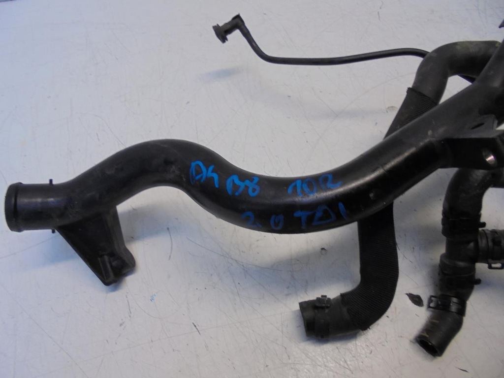 фото №2, Корпус термостата wąż трубка шланг audi a4 b8 2.