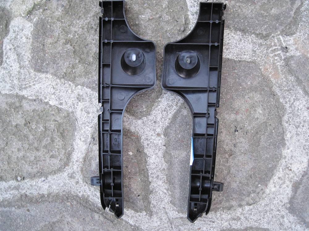 фото №1, Mazda 2 mazda2 ii 03-07 напрямна кронштейн задня задній