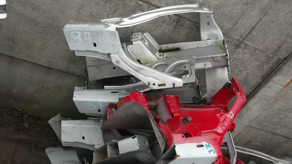 фото №1, Peugeot 307 четверть правая передняя панель фары