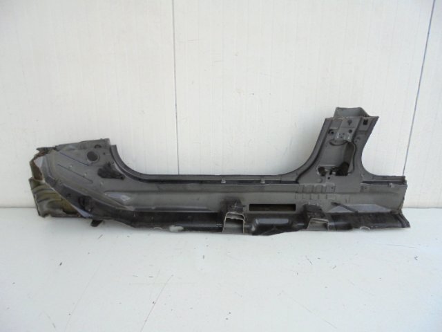 фото №4, Bmw 5 f10 f11 порог правый блок двигателя обшивка порог