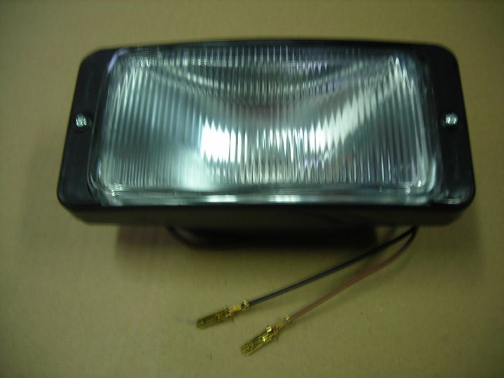 фото №1, Лампа протитуманна перед skoda favorit nowa