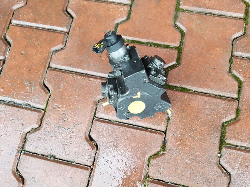 фото №1, Насос впрыскная r9m d450 vivaro trafic iii