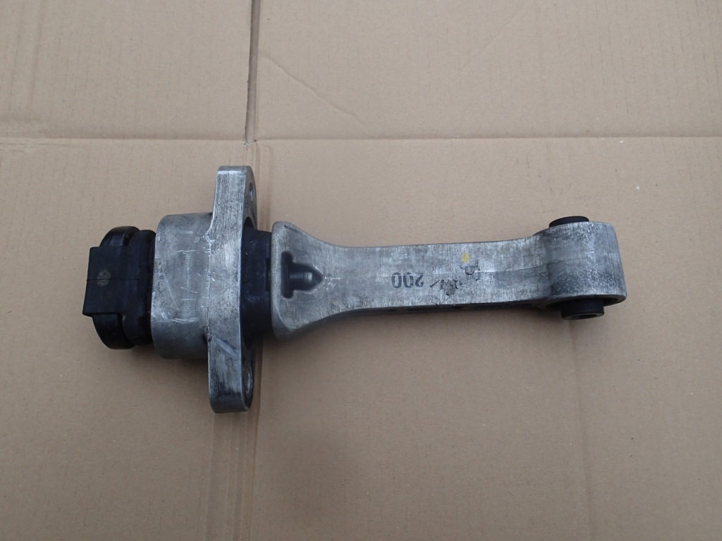 фото №1, Подушка двигуна sportage iv 16r - 1,7