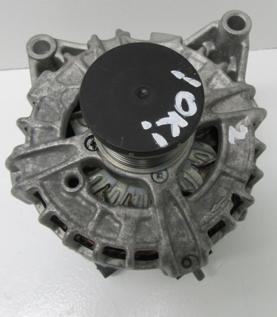 Генератор 180a bmw f30 328 n20 0125812002 7645044 Зі Шроту