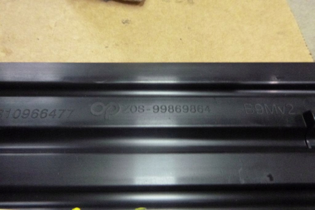 фото №9, Partner iii berlingo 3 решітка бампера перед