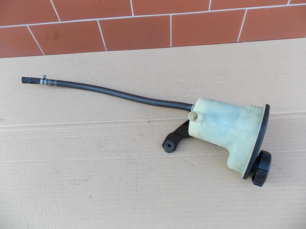 фото №1, Ford fiesta mk4 96-99 бак рідина підсилювача