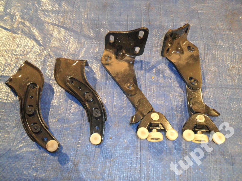 фото №1, Vw caddy 2011-2012 r ползунок ролики дверь правых