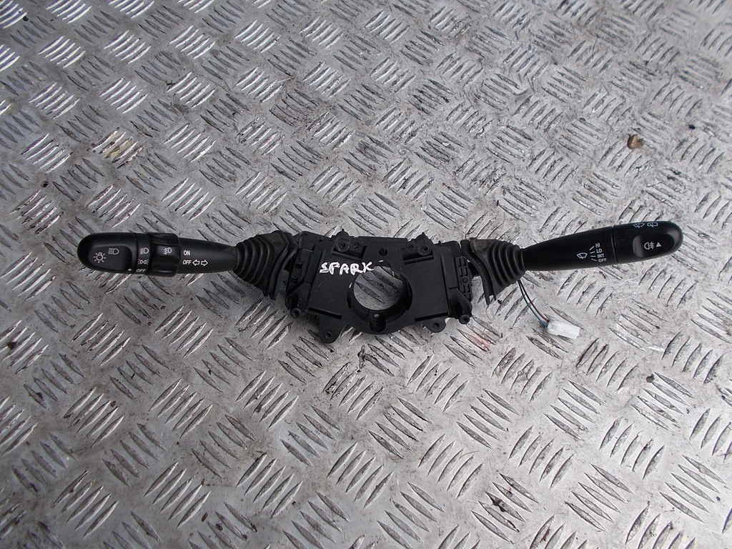 фото №1, Chevrolet spark переключатель комбинированный 10-14