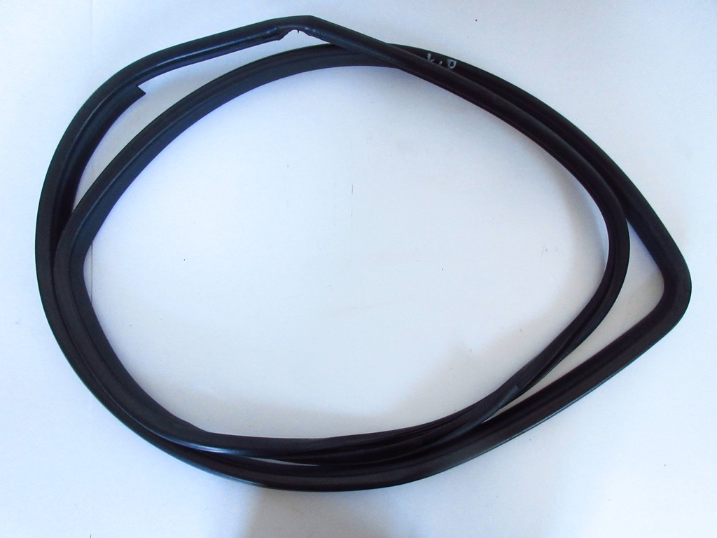 фото №1, Auris ii прокладка дверь передних правый перед