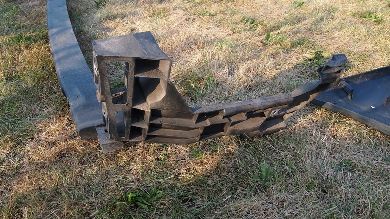 фото №10, Уголок облицовка бампера задняя master movano 03-10