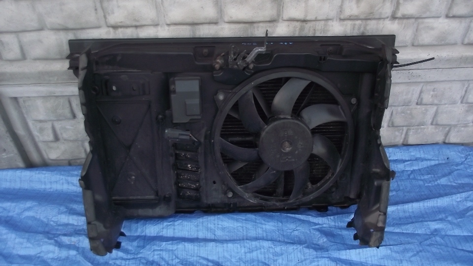 фото №1, Peugeot 308 1.6 16v pas передній радіатор комплект