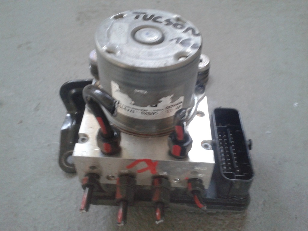 фото №1, Hyundai tucson ii 2015-18 насос abs 58920-d7910