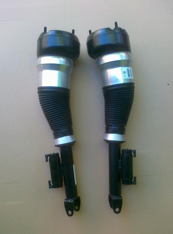 фото №1, Амортизатор airmatic mercedes w222 s klasa l/p